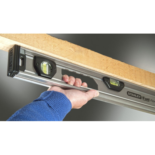 Niveau à Bulle STANLEY FATMAX 180 Cm - Corps Aluminium Léger, Fioles Monoblocs, Précision +/- 1mm/m - Pour Professionnels Et Bricoleurs