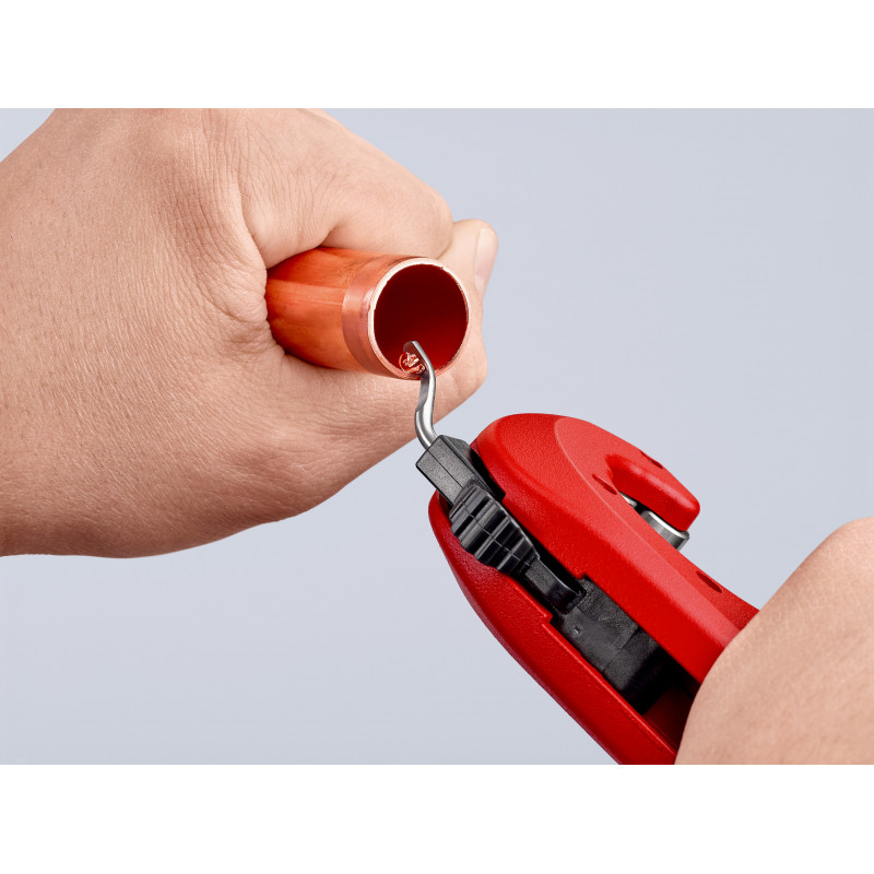 Coupe-tubes TubiX® système QuickLock - Ø 6-35 mm épaisseur max 2 mm - Sur carte - KNIPEX | 90 31 02 BK